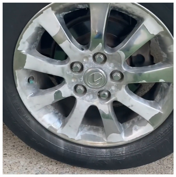 Metallic Smooth Chrome Spray Paint Wheels Metal Fiberglass Scratch Resistant 2PK