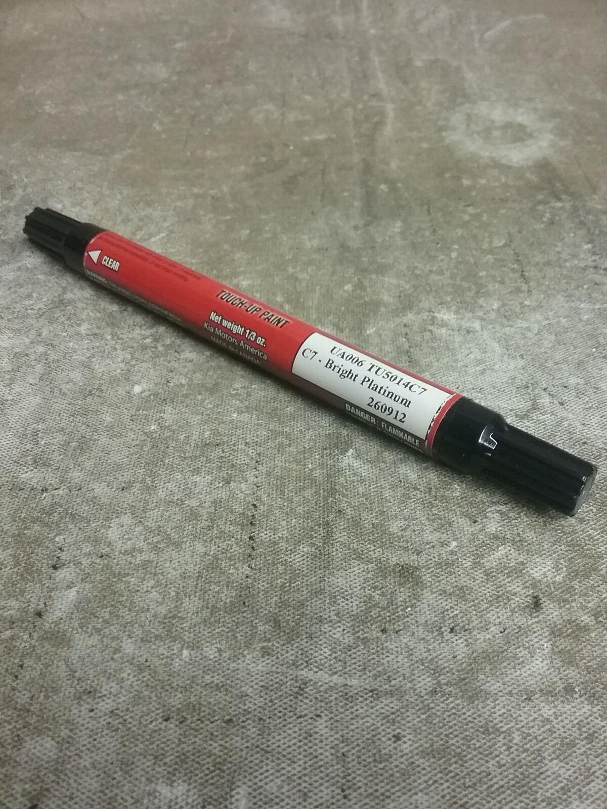 UA006 TU5014C7 Kia – Duel Tip Touch Up Paint – C7 Bright Platinum