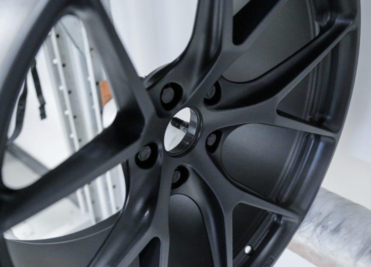 Wheels Black Spray Paint Rims Steel Metal Aluminum Plastic + Matte Clear Coating