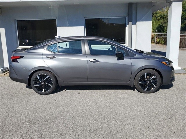 Touch Up Paint for Nissan Rouge with paint code KAD, GUN. Free Shipping !