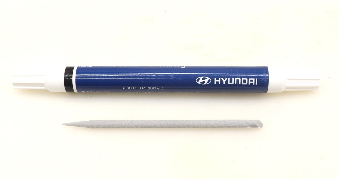 NEW OEM Touch Up Paint Pen Abyss Black for Hyundai Paint Code A2B 00F05AU000A2B
