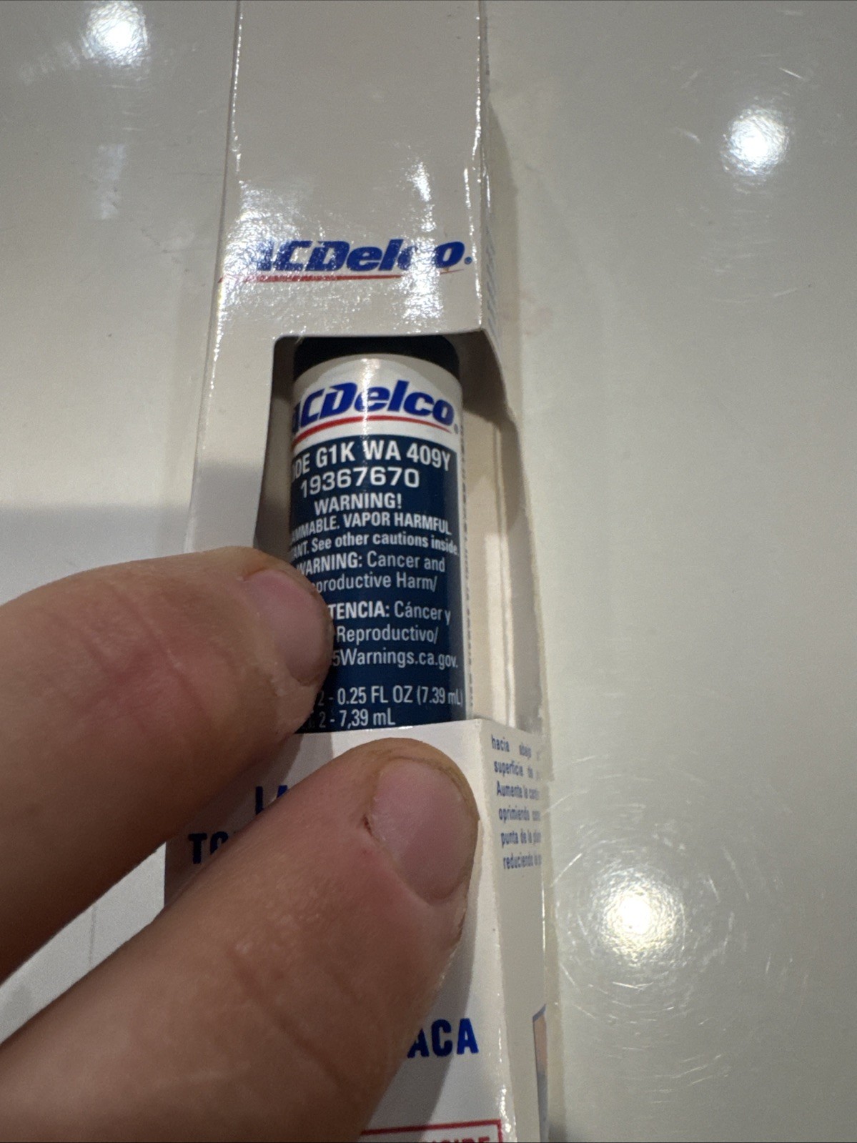 GM 19367670 Touch Up Tube Paint Four In One (0.5 Ounce) Genuine General Motors