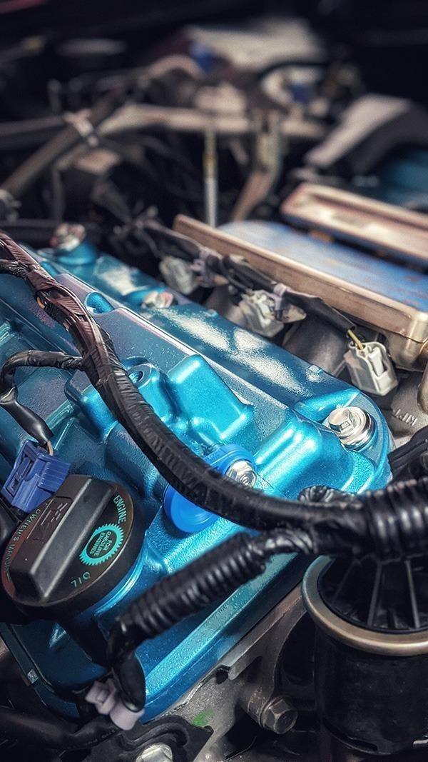 Metallic Blue Engine Blocks Restore Spray Paint + Gloss Clear Coating 2 Cans