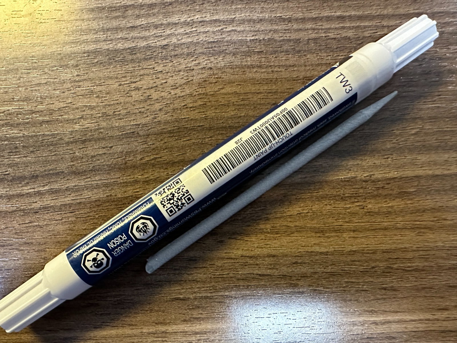 NEW OEM HYUNDAI Touch Up Paint Pen – Paint code “TW3” “CREAMY WHITE PEARL”