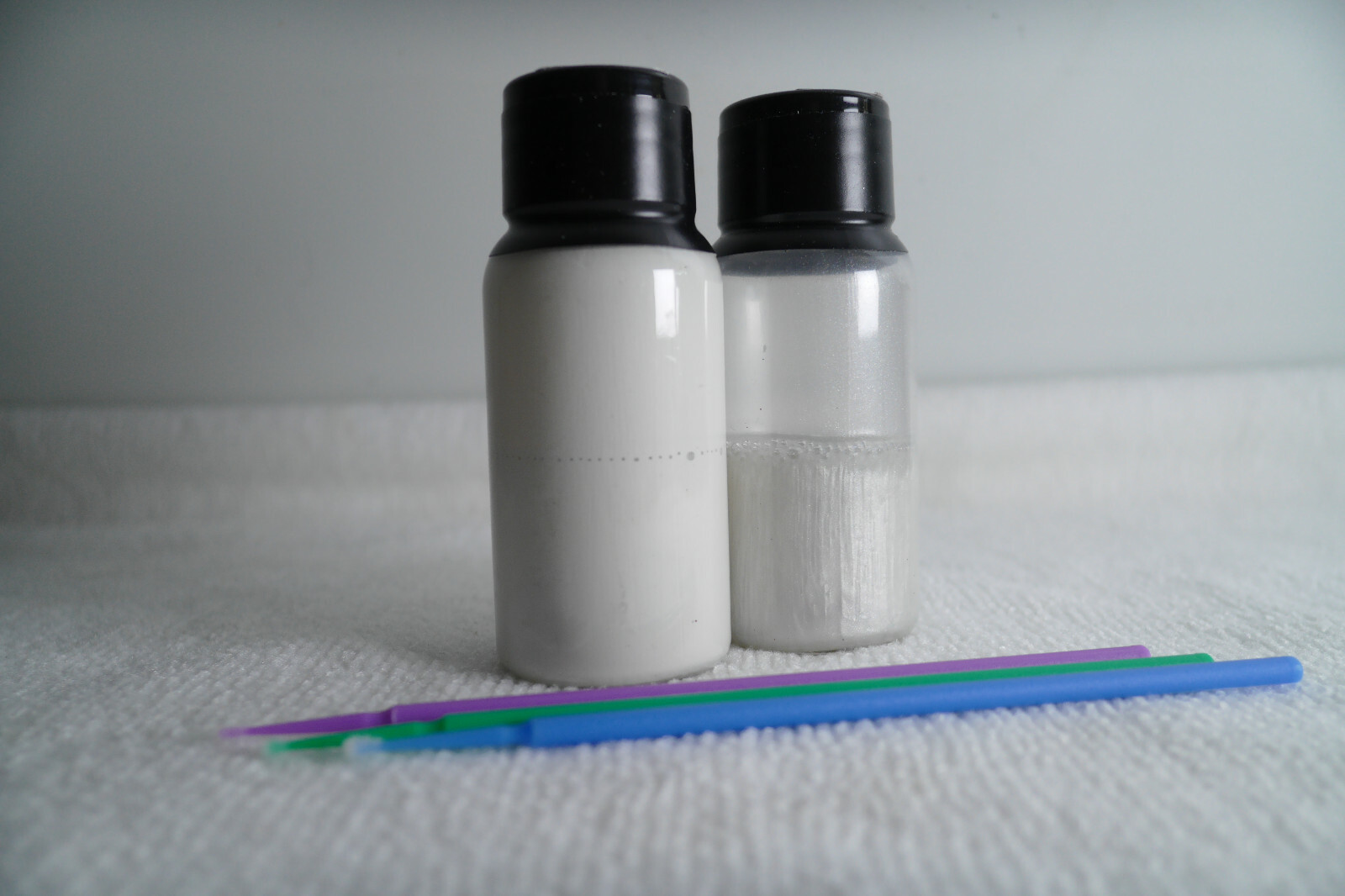 Bottled BASF TouchUp Paint Mercedes Benz designo Diamond White Metallic Tric 799