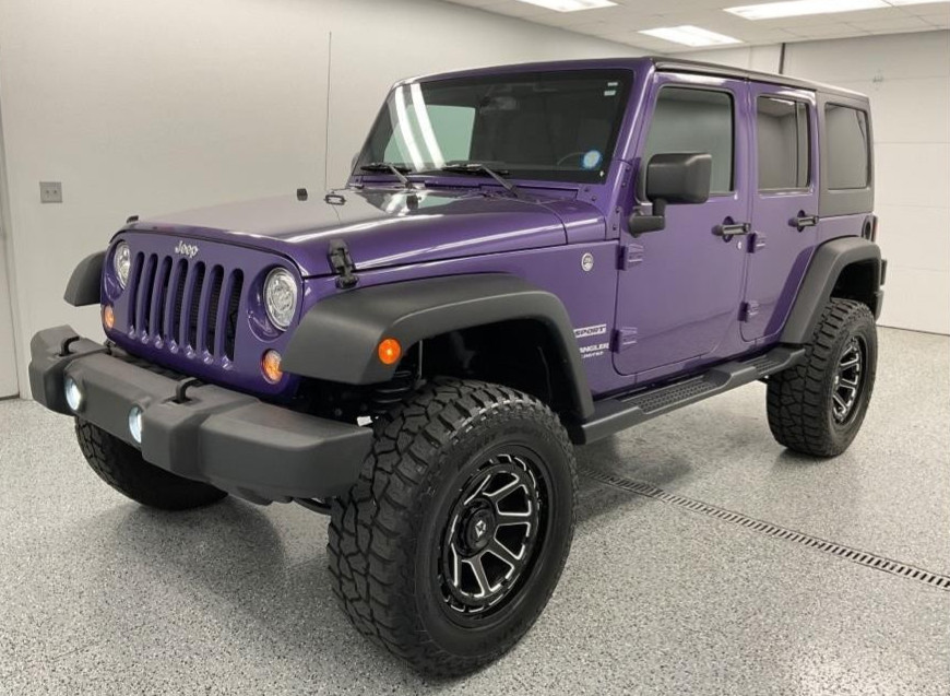 Touch Up Paint for Jeep Wrangler with paint code PHG, Xtreme Purple.