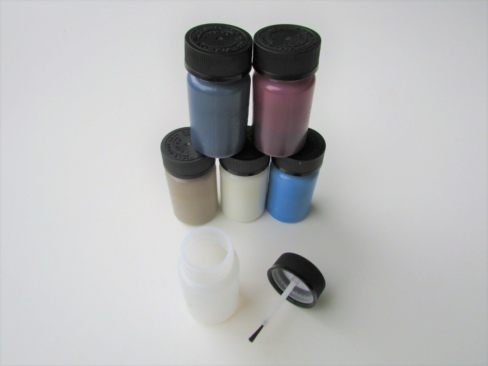 1oz Single Stage Touch Up Paint For 2016 – 2019 Mercedes – Benz GLC 300 350