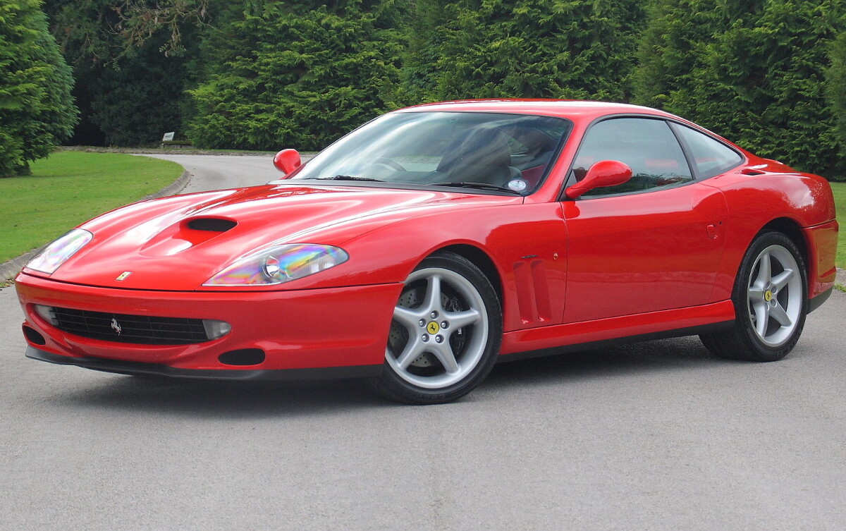 Touch Up Paint for Ferrari vehicles with paint code 322, Rosso Corso.