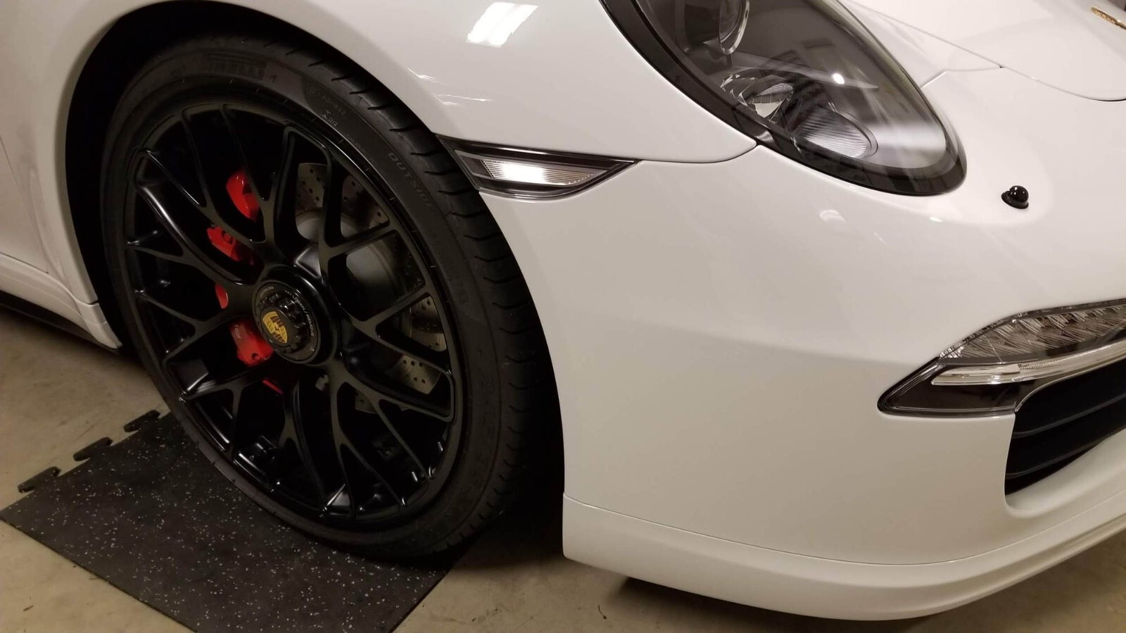 Gloss Black Alloy Wheel / Rim Touch up Paint. 1 Oz. FREE SHIPPING !