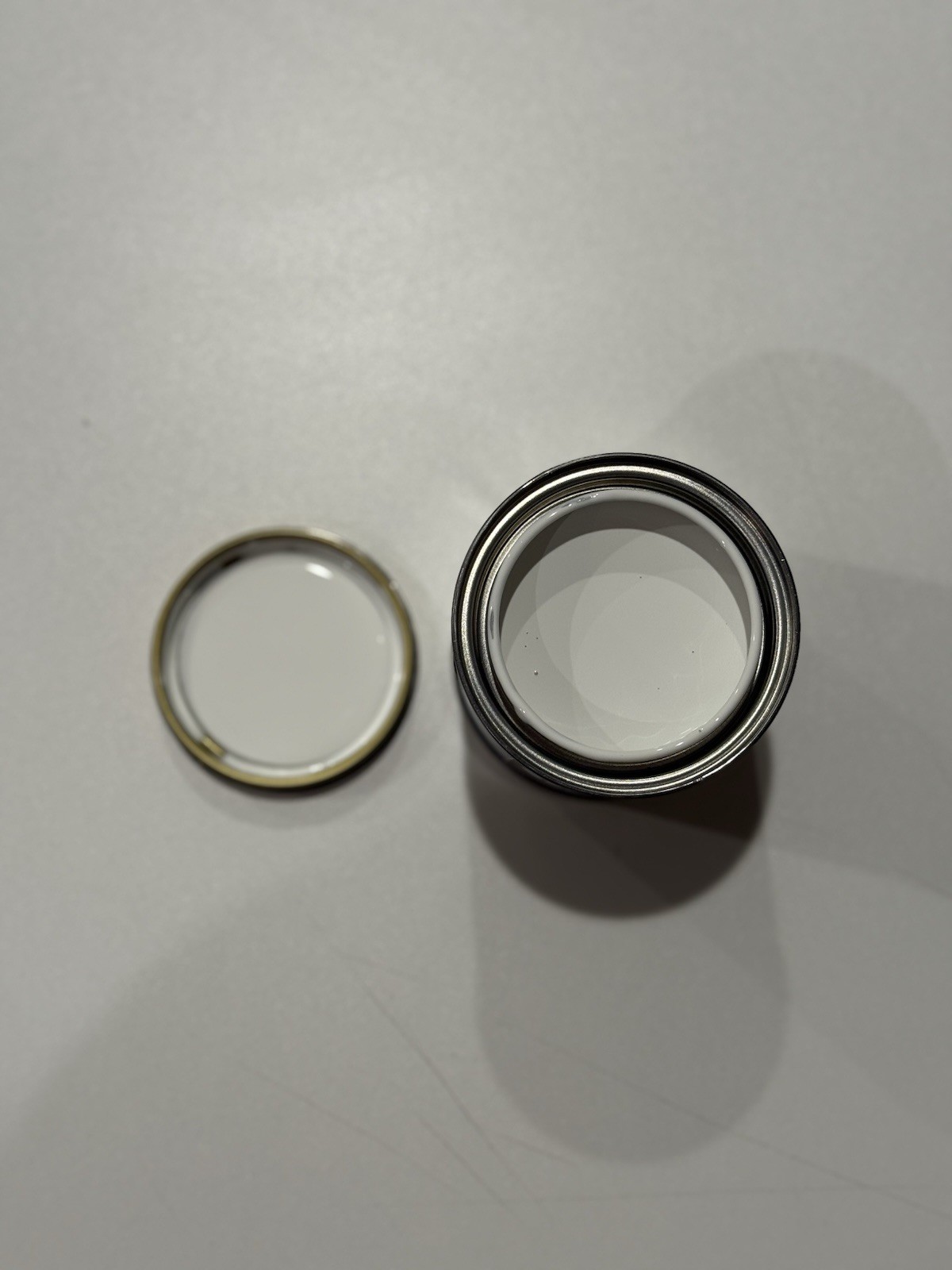 1/2 Pint – Toyota Super White – Color Code: 040 – Basecoat – 2.1