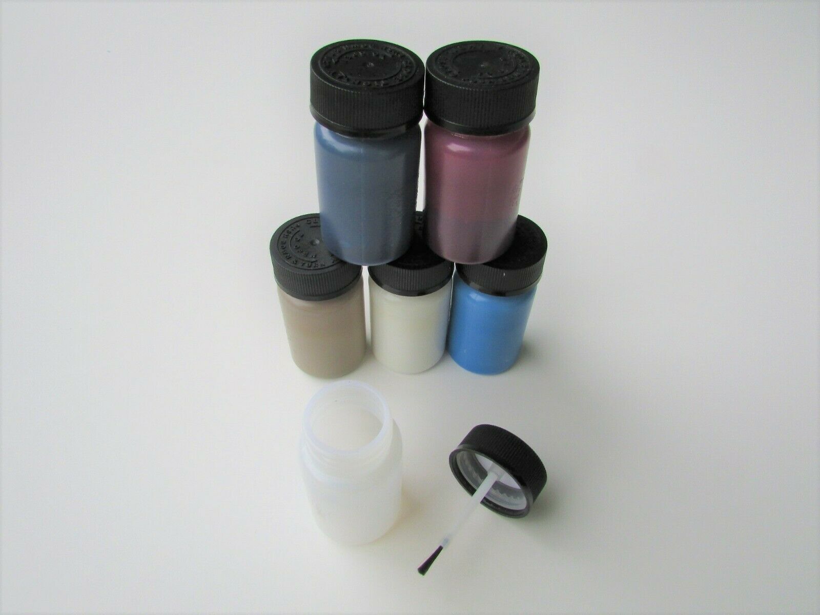 1oz Single Stage Touch Up Paint For 2017 – 2022 Chevrolet Bolt