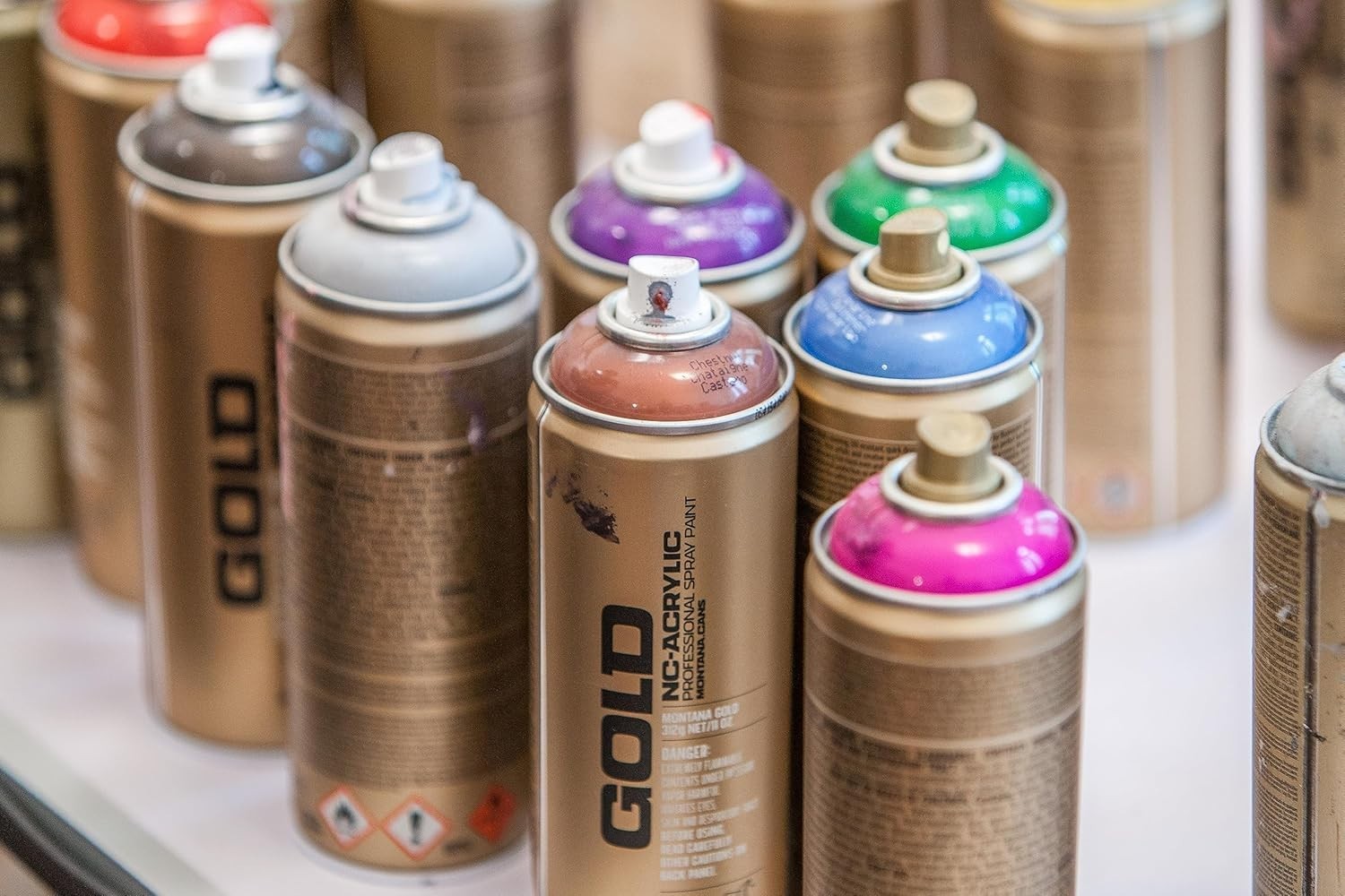 Versatile 400ml Olive Green Spray Paint – Fast Drying for Indoor and Outdoor Use