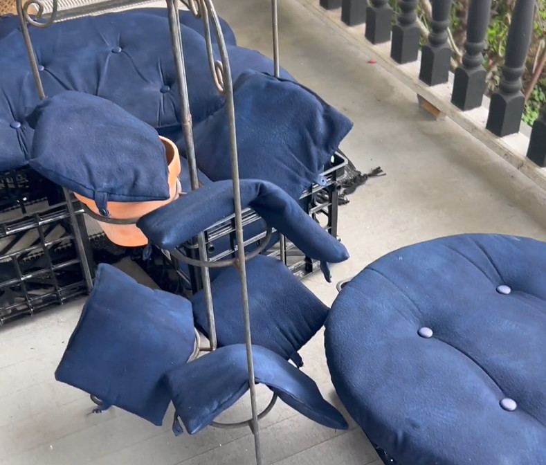 Navy Fabric Spray Paint Indoor/Outdoor Furniture Cushions Pillow Restore Coating