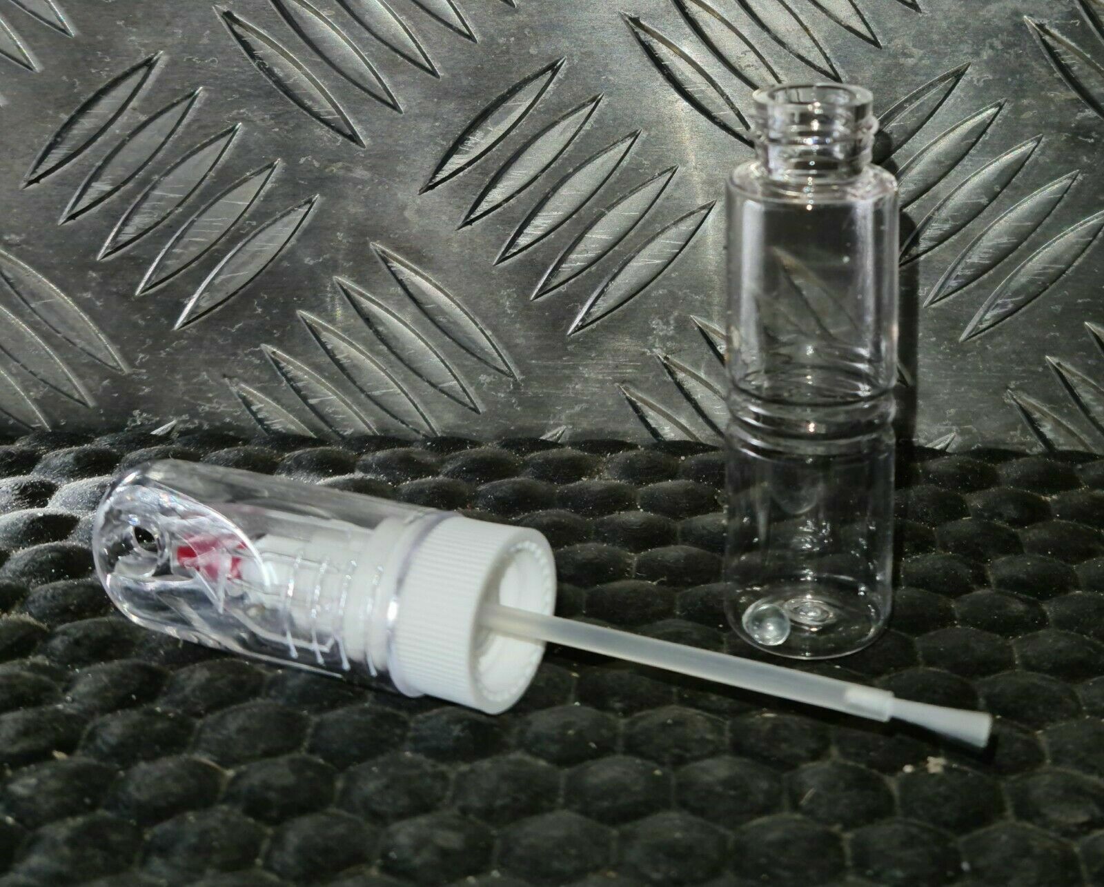 20 ML PAINT TOUCH UP PEN FOR NISSAN MOSS GREEN D15 MICRA,NV400