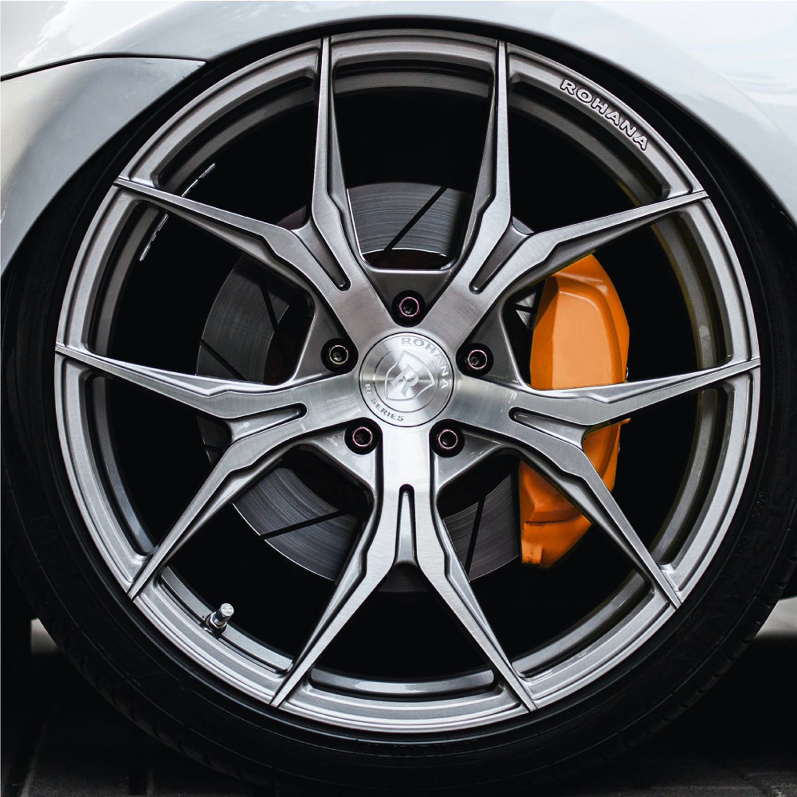 ERA Paints 2K Aerosol Brake Caliper Paint Hi-Temp Resistance, Extreme Durability
